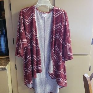 Medium LuLaRoe Holiday Cardigan, Kimono, Shrug